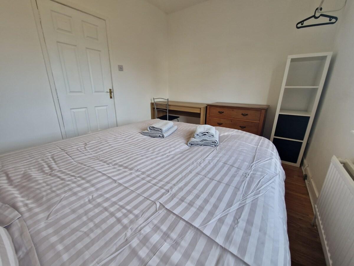Cosy 3 Bed House in Sheffield - Fast WiFi!6