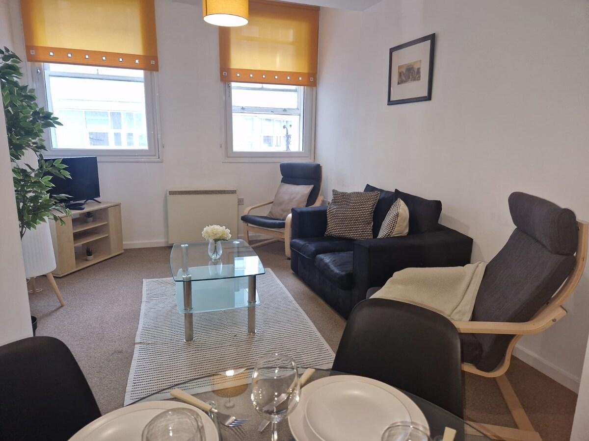 Stylish & Cosy 2Bed Retreat in Central Sheffield