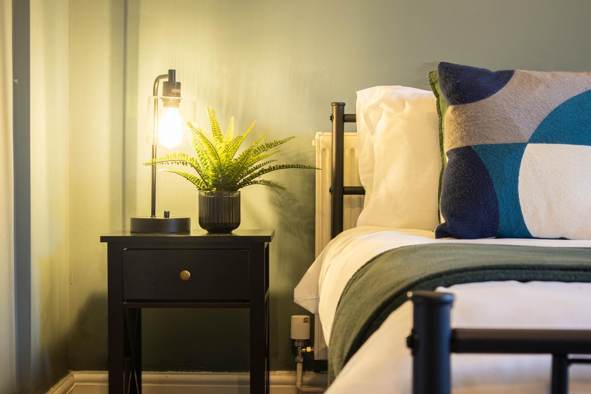 Contractors Haven|Spacious|Free Parking| Discounts6